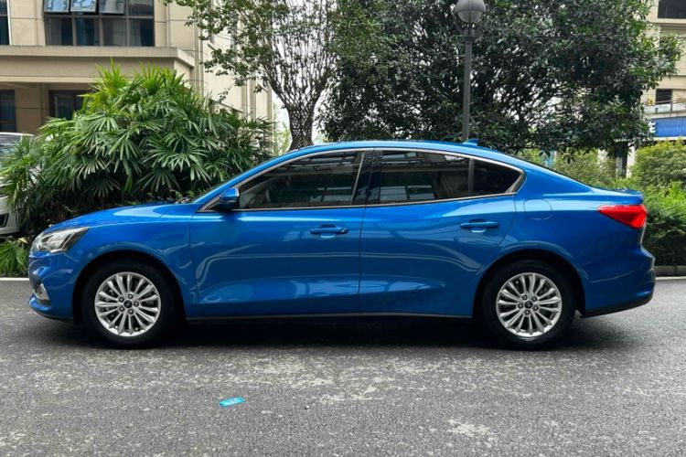 Used Ford Focus 2021 Sedan EcoBoost 180 Automatic Trendy Model