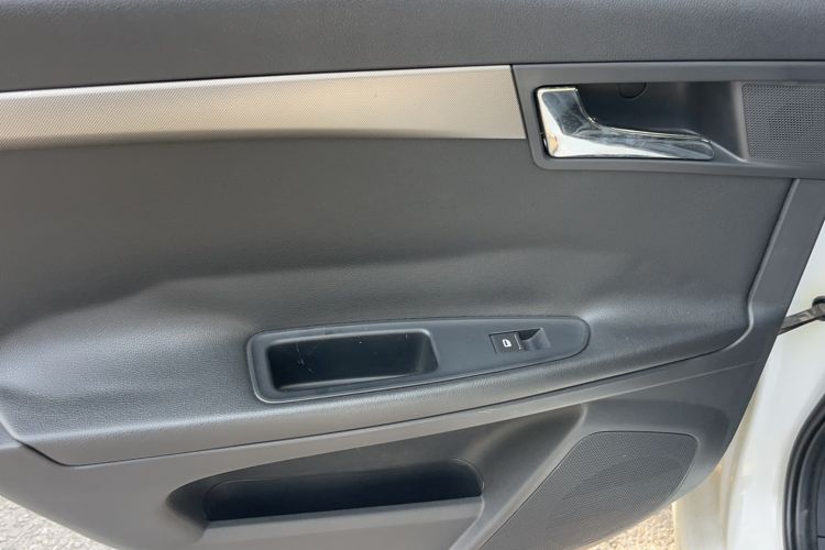 Used Roewe 350 2014 1.5L Automatic Xunyue Version
