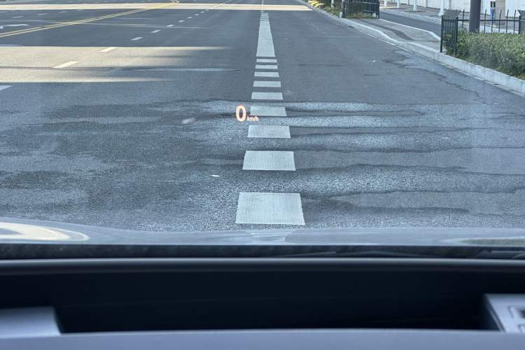 Used Volkswagen ID.4 CROZZ 2021 Long-Range Lite PRO Two-Wheel Drive Version
