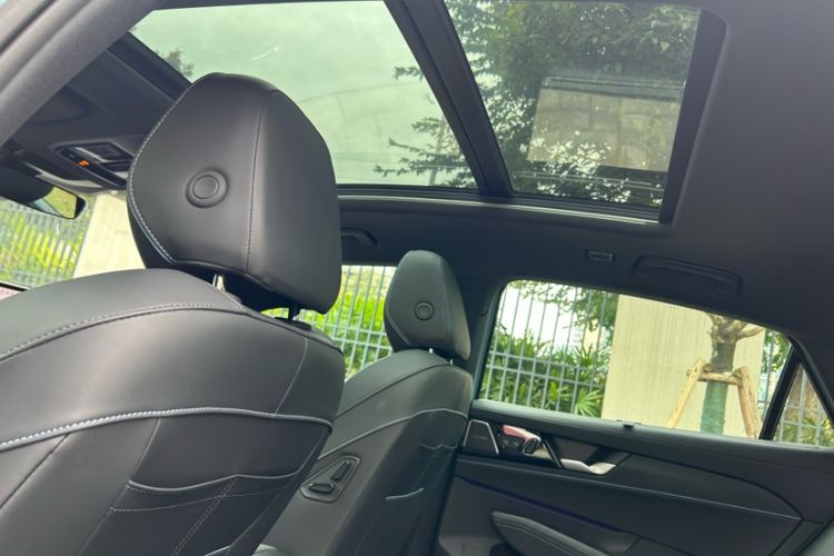 Used Volkswagen Passat 2025 Pro 380TSI Starry Dragon Luxury Edition
