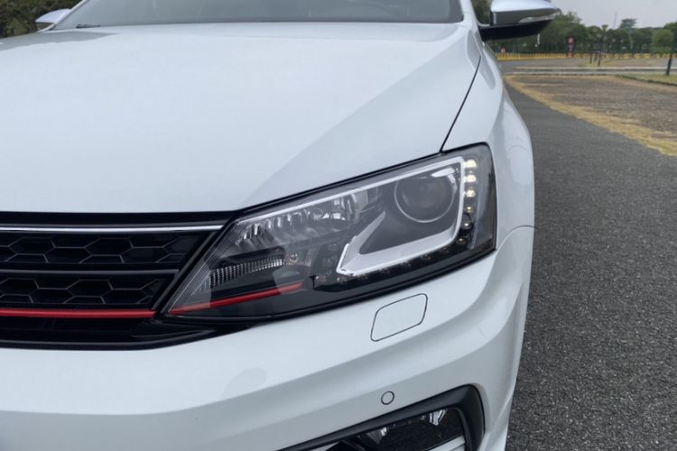 Used Volkswagen Sagitar 2016 2.0 TSI GLI