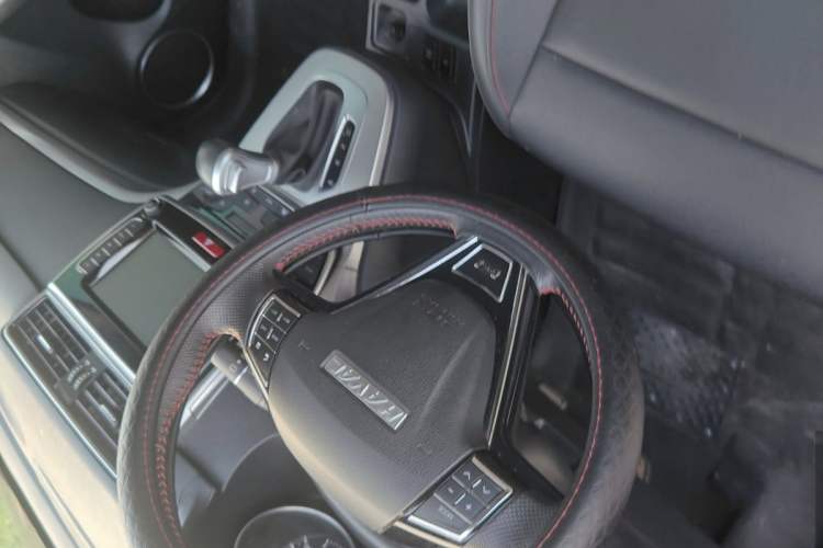 Used Haval M6 2019 1.5T DCT Two-Wheel Drive Elite Version China V Standard
