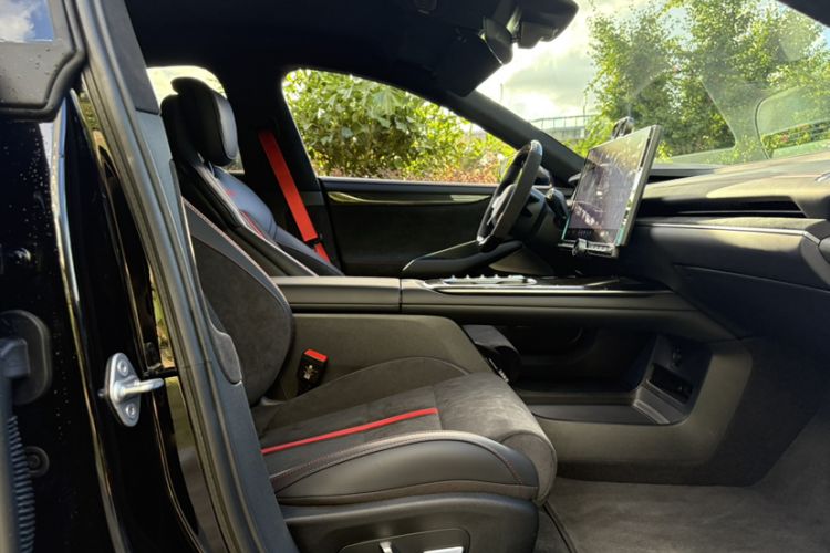 Used  SU7 Ultra 2025 Ultra Model
