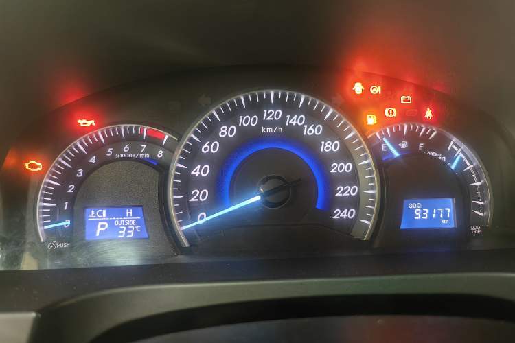 Used Toyota Camry 2015 2.0E Elite Edition
