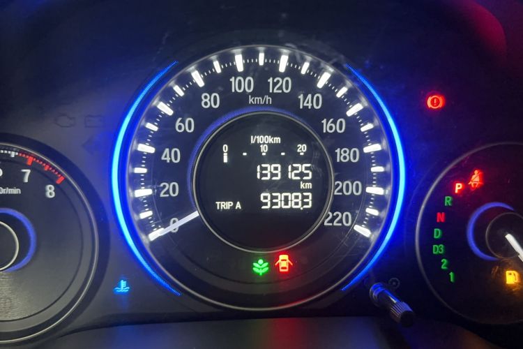 Used Honda Crider 2013 1.8L automatic luxury edition
