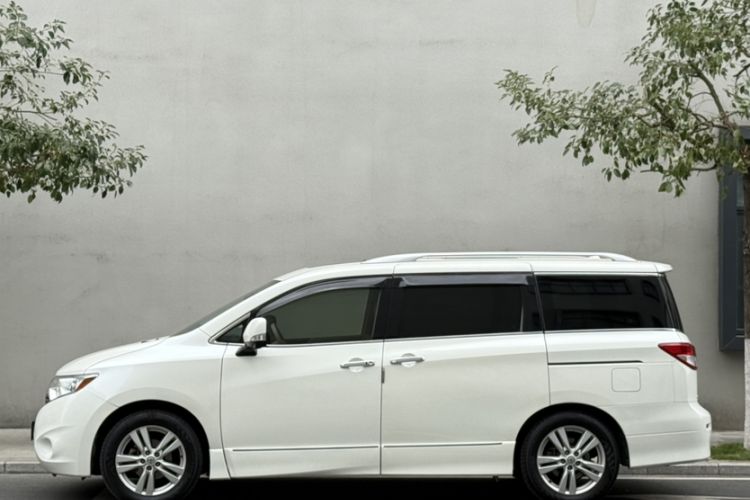 Used Nissan Quest 2015 3.5L SL
