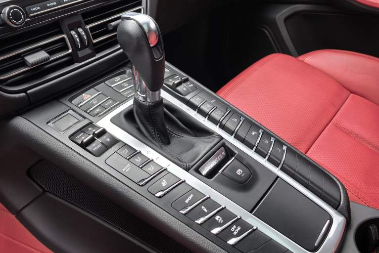 Used Porsche Macan 2021 Macan 2.0T