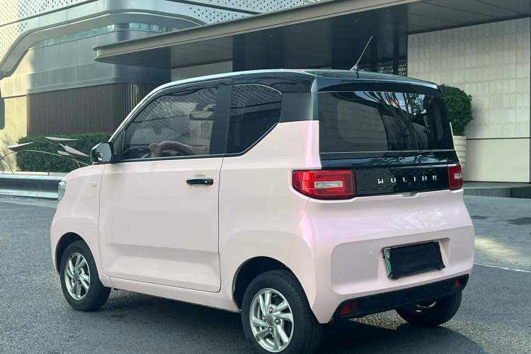 Used Wuling Hongguang MINIEV 2020 Freedom Version Lithium Iron Phosphate
