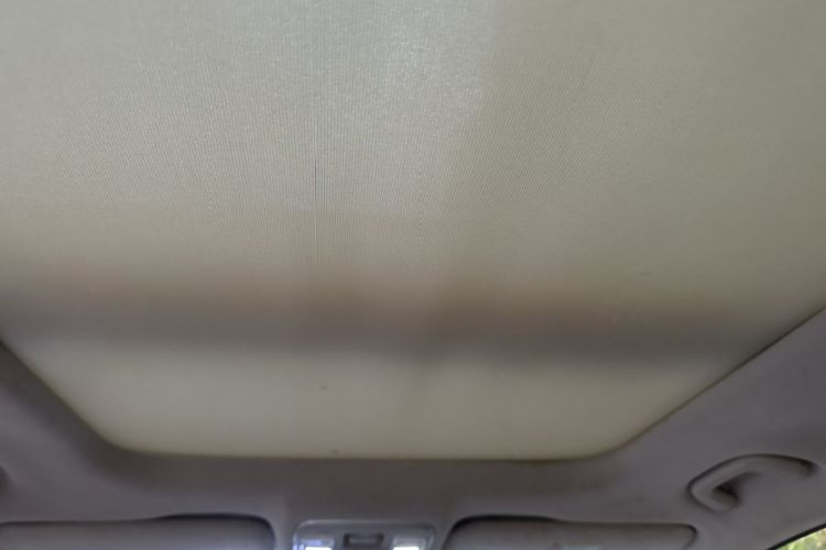 Used Geely Auto Emgrand X7 Sport 2018 1.8TD Automatic Two-Wheel Drive ZhiZun Model with 4G Connectivity
