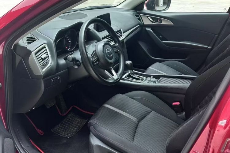 Used Mazda Mazda 3 Axela 2017 Sedan 1.5L Automatic Luxury Model Emission Standard China V

