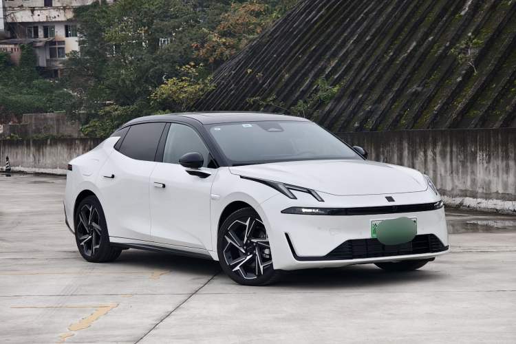 Used Lynk & Co 07 2024 EM-P 126 Long-Range Ultra
