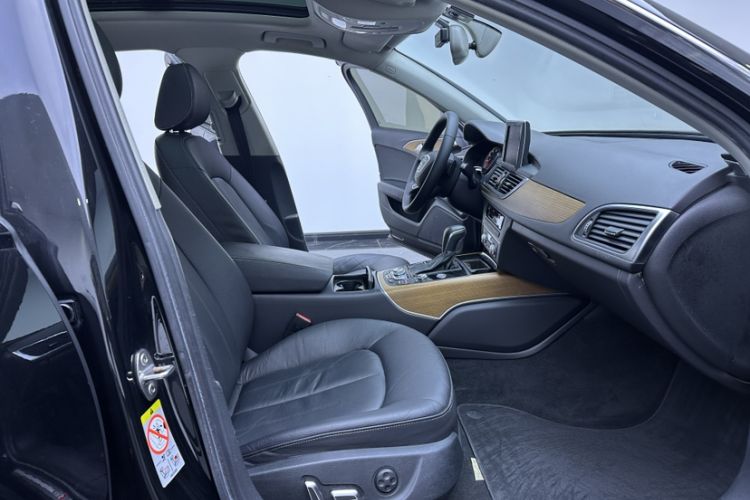 Used Audi A6L 2018 30th Anniversary Edition 30 FSI Style Model