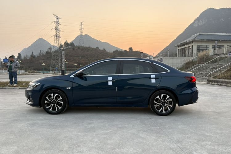 Used Chevrolet Monza 2020 Light Hybrid RS 330T Automatic Comfort Edition