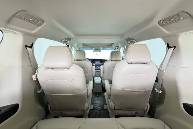 Used Buick GL8 2018 28T Luxury Model China VI Standard