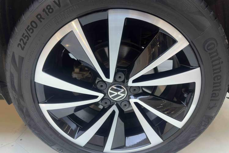 Used Volkswagen Tharu 2021 280TSI Two-Wheel-Drive Luxury Plus Edition
