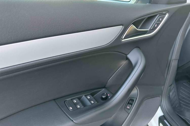 Used Audi Q3 2018 30th Anniversary Edition 35 TFSI Fashion Model
