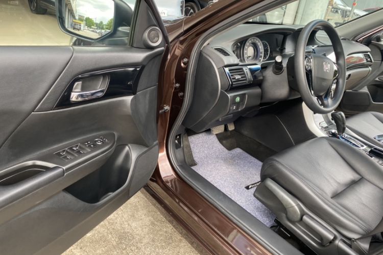 Used Honda Accord 2016 2.0L Comfort Edition
