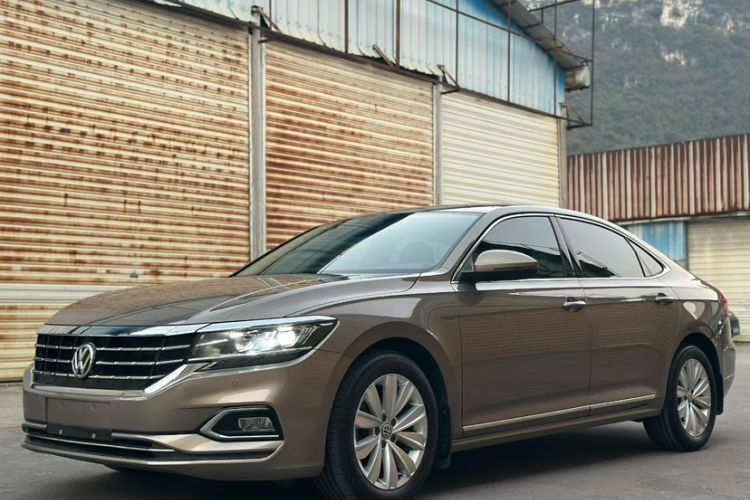 Used Volkswagen Passat 2020 330TSI Elite Edition China VI
