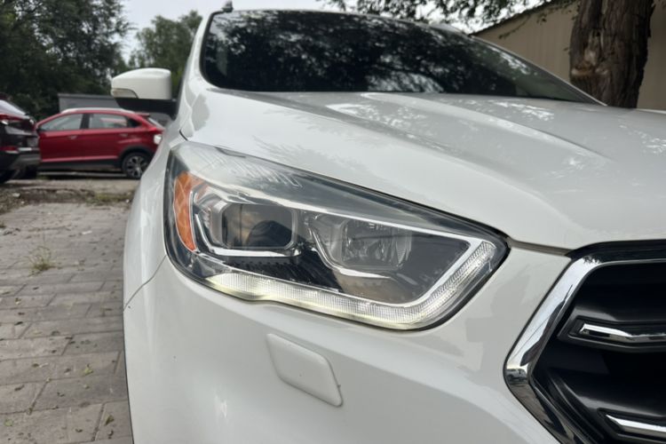 Used Ford Kuga 2019 EcoBoost 180 Two-Wheel-Drive Titanium Plus Model China VI Standard
