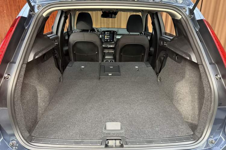 Used Volvo XC40 2021 T4 4x4 SmartDrive Fashion Edition
