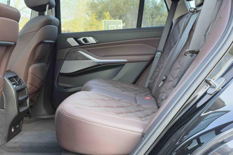 Used BMW X5 2022 Restyled xDrive 30Li Luxury Version M Sport Package