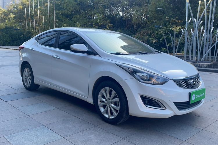 Used Hyundai Elantra 2016 1.6L Manual Prestige Edition
