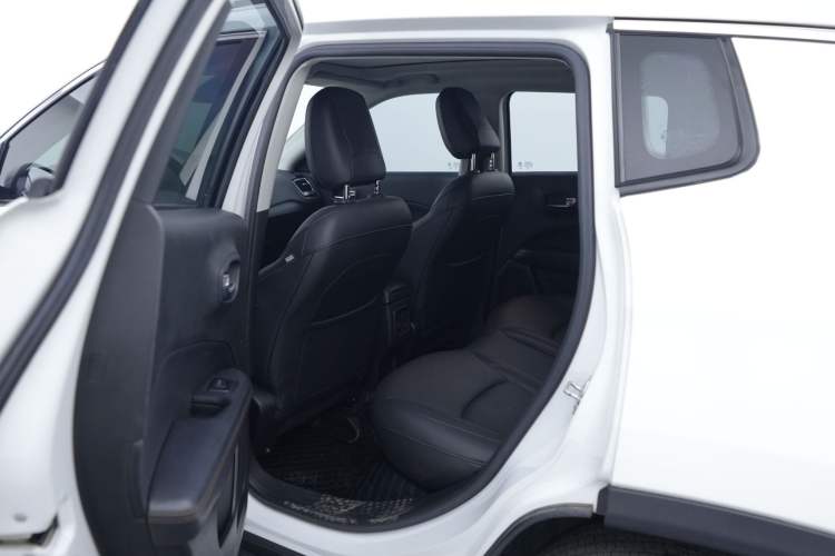 Used  Compass 2020 220T Automatic Elite Edition
