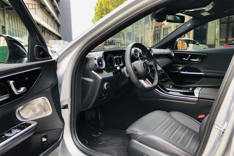 Used Mercedes-Benz C-Class 2023 Restyled C 260 L Night Edition Sports Version
