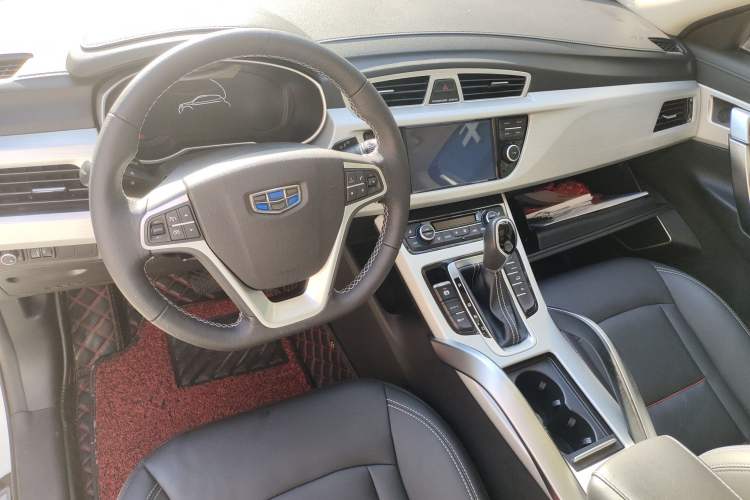 Used Geely Auto Emgrand X7 Sport 2018 1.8TD Automatic Two-Wheel Drive Smart Connect 4G Internet Edition
