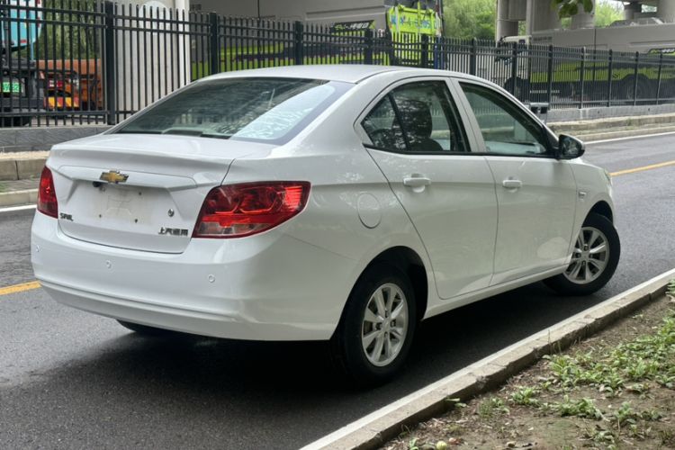 Used Chevrolet Sail 2015 Sail 3 1.5L Manual with Ideal Sunroof Edition
