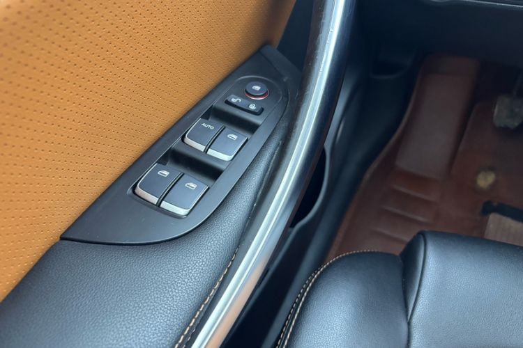 Used BYD Song 2016 1.5TI Manual Luxury Model
