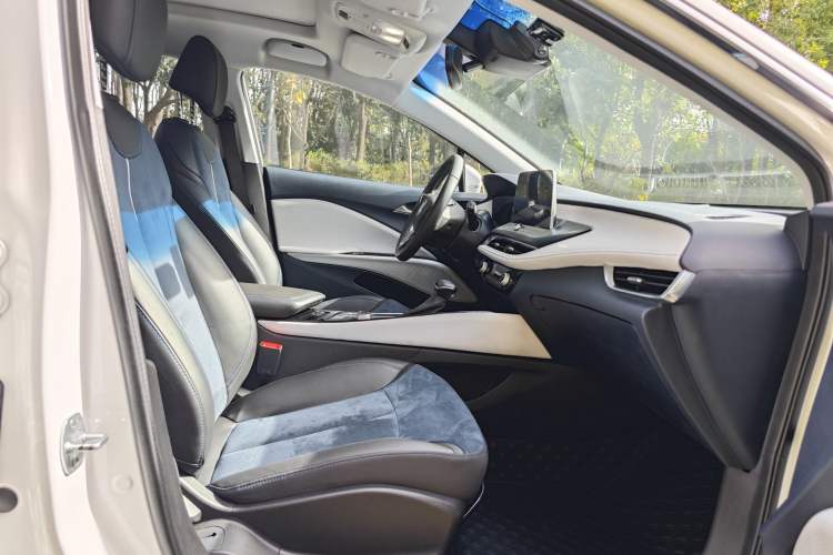 Used Buick Velite 6 2020 Plug-in Hybrid Connected Smart Model
