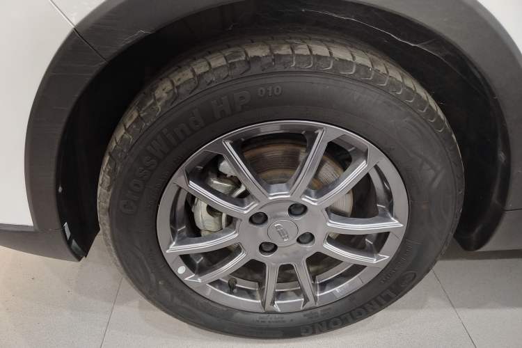 Used Geely Auto Vision X3 2021 PRO 1.5L CVT Deluxe Model
