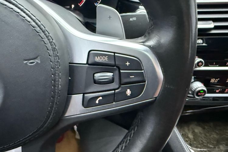 Used BMW 5 Series 2019 Facelifted 530Li Leading Edition M Sport Package
