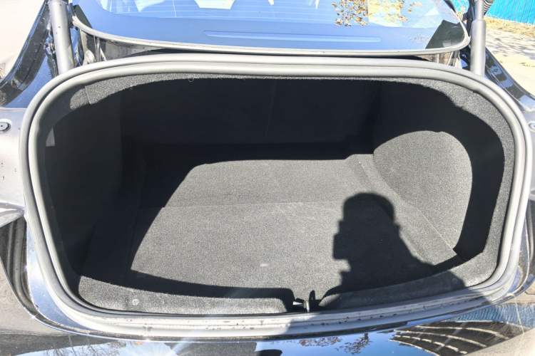 Used Tesla Model 3 2023 Rear-Wheel-Drive Version