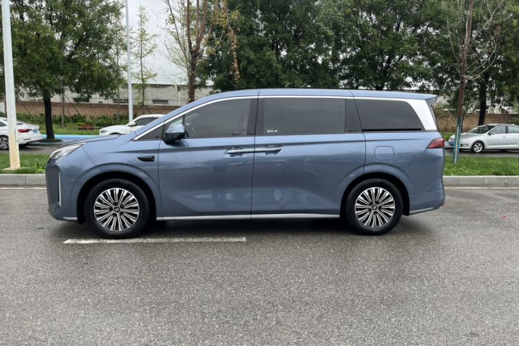 Used BYD Xia 2025 DM-i 1.5T 180km Excellence Model
