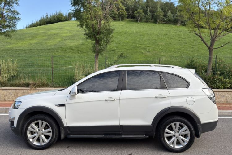 Used Chevrolet Captiva 2014 2.4L 4x4 Flagship Edition 7 Seats
