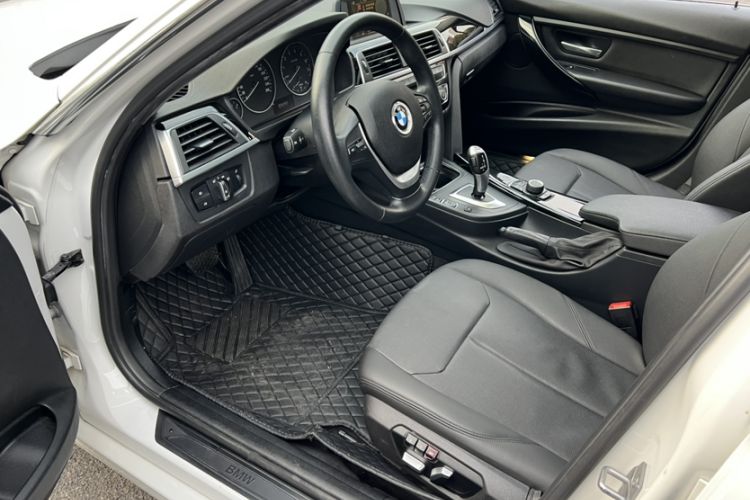 Used BMW 3 Series 2016 320Li Ambition Model