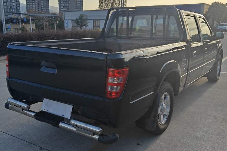 Used JMC Baodian 2016 2.8T New Value-Added Diesel Two-Wheel Drive Extended Cargo Basic Version JX493ZLQ4F