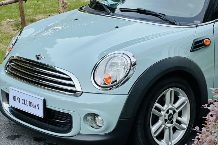 Used  Clubman 2011 1.6L COOPER Fun
