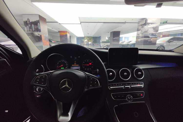 Used Mercedes-Benz C-Class 2016 C 200 L Sport Edition
