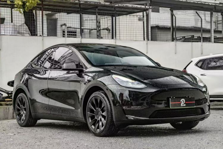 Used Tesla Model Y 2022 Rear-Wheel-Drive Version