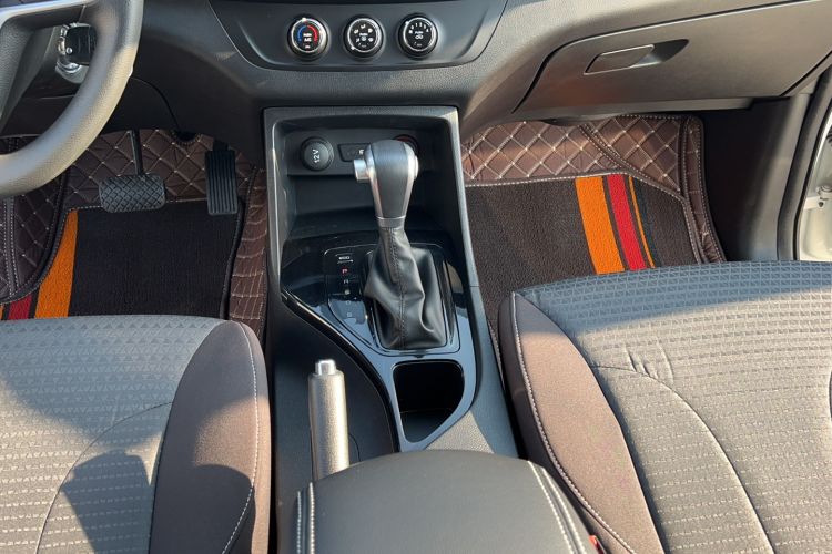 Used Baojun 730 2019 1.5T CVT Fashion Model 7 Seats China VI Emission Standard
