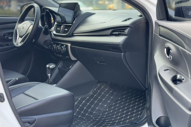 Used Toyota YARiS L 2022 X-Trail 1.5L CVT Luxury PLUS Edition
