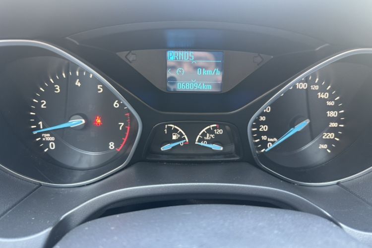 Used Ford Focus 2017 Hatchback 1.6L Automatic Fashion Edition Smart Drive Version
