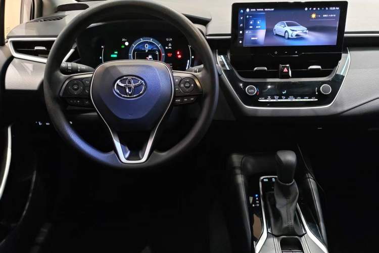 Used Toyota Corolla 2023 1.8L Smart Electric Hybrid Dual-Motor Elite Edition
