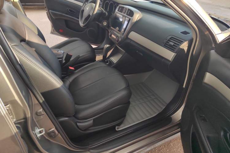 Used Nissan Sylphy 2016 Classic 1.6XE Automatic Comfort Edition
