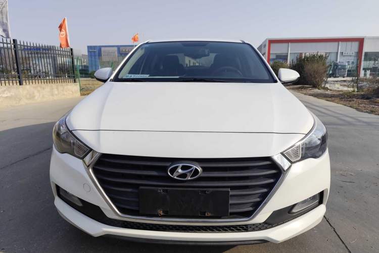 Used Hyundai Verna 2016 1.4L Automatic Cool Edition GLS
