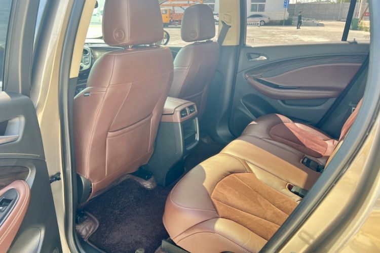 Used Buick Envision 2017 28T Four-Wheel Drive Elite Model
