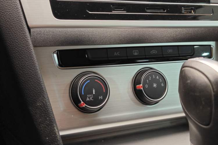 Used Volkswagen Magotan 2019 280TSI DSG Comfort Model China VI Standard
